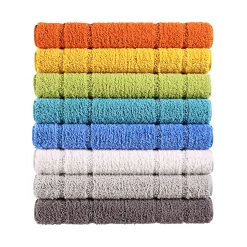 Badteppich mit quadratischem Muster