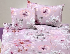 Bettwäsche mit Blumenmuster in Aquarelltechnik