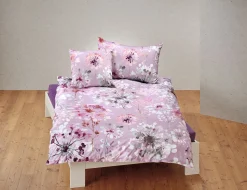 Bettwäsche mit Blumenmuster in Aquarelltechnik