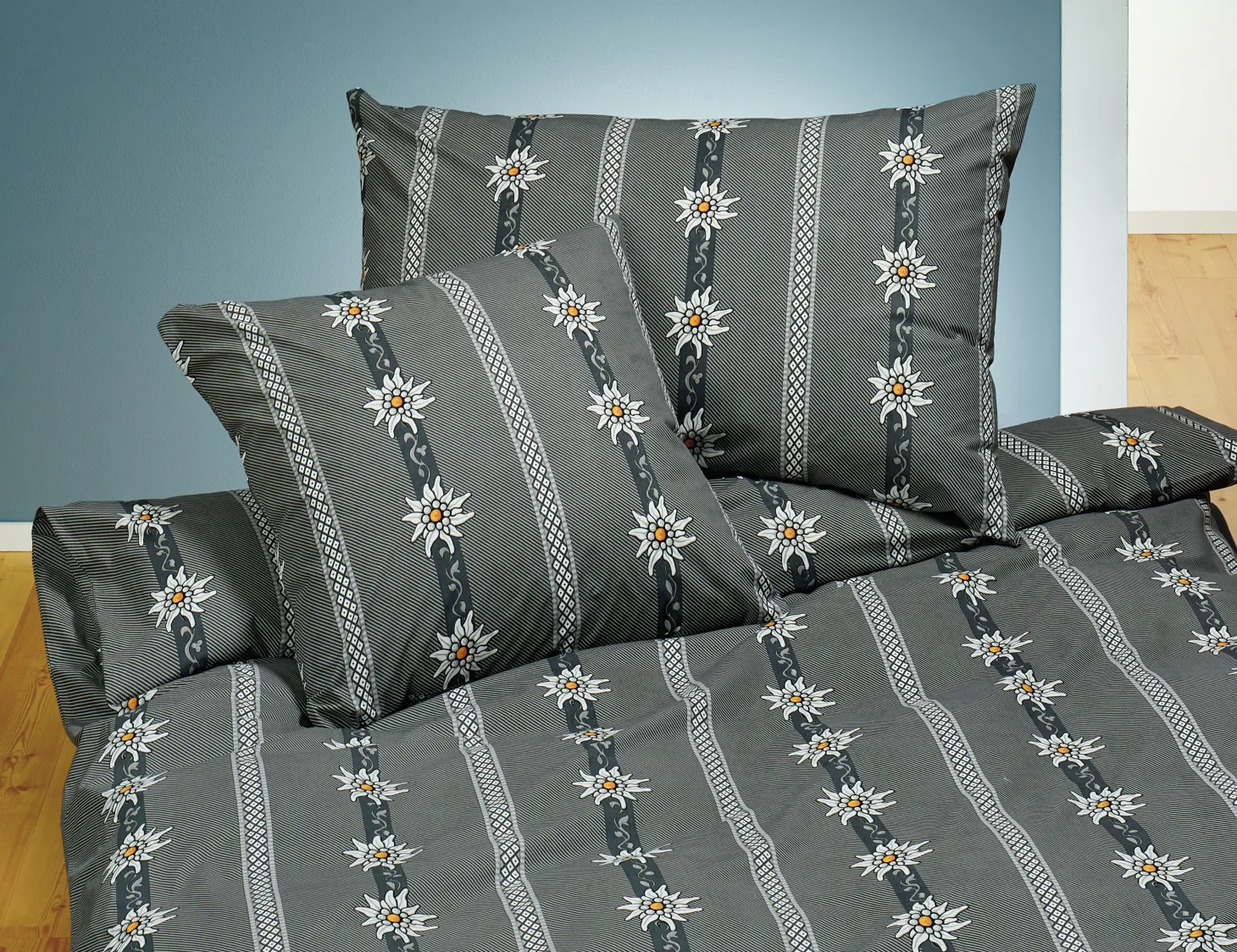 Bettwäsche mit Edelweiss-Motiv