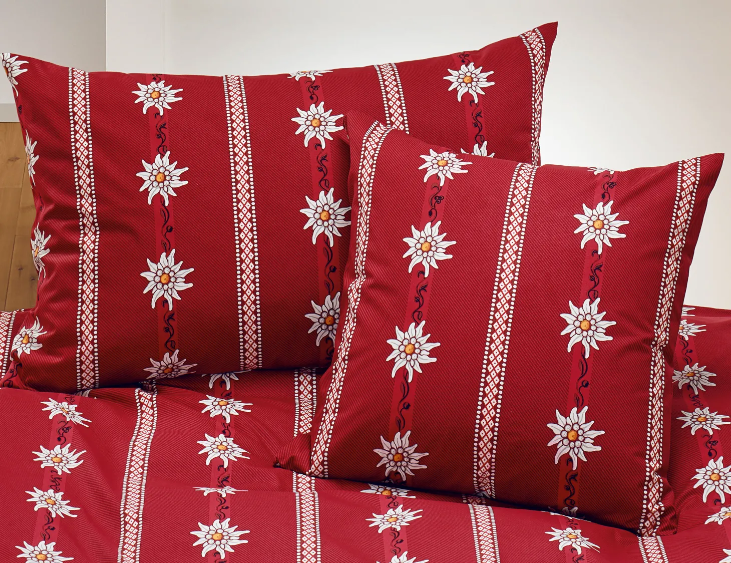 Bettwäsche mit Edelweiss-Motiv