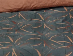 Bettwäsche mit kunstvollem Blätterprint