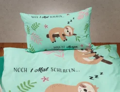 Bettwäsche mit lächelndem Faultier auf einem Ast