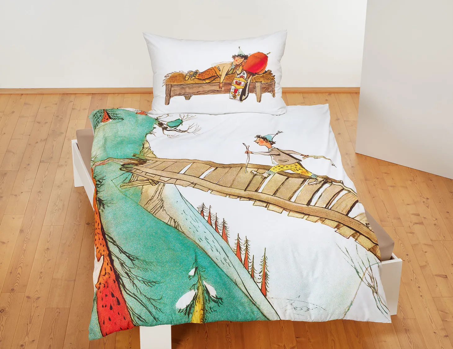 Bettwäsche mit Schellen-Ursli auf der Holzbrücke