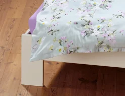 Bettwäsche mit schönem Blumenmotiv