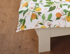 Bettwäsche mit sommerlichem Zitronenmuster
