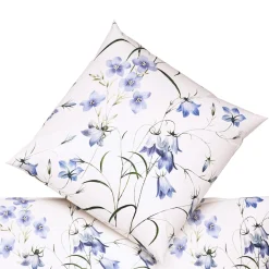 Bettwäsche mit zarten Blüten