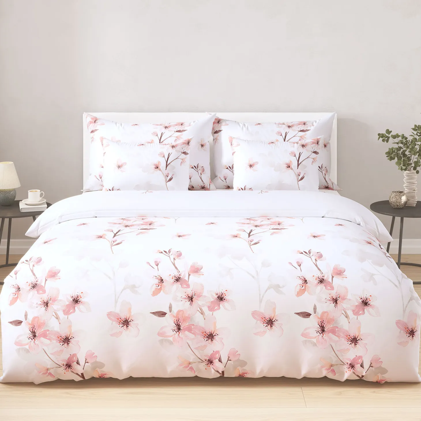Bettwäsche mit zarten Kirschblüten in Rosa