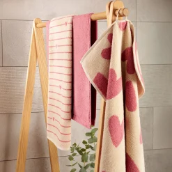 Cawö Frottierwäsche Lines & Hearts mit eingewebtem Design
