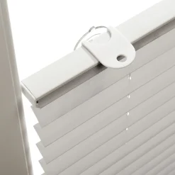 Dachfenster Plissee mit Saugnäpfen