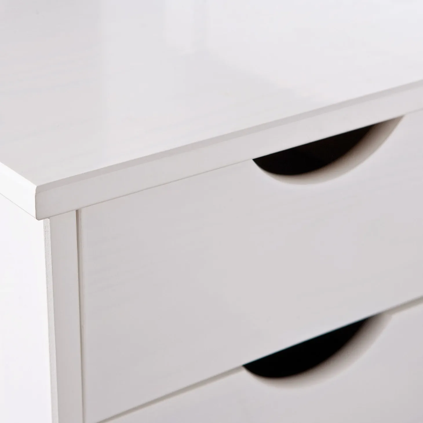 Funktionsbett TIM mit diversen Schubladen