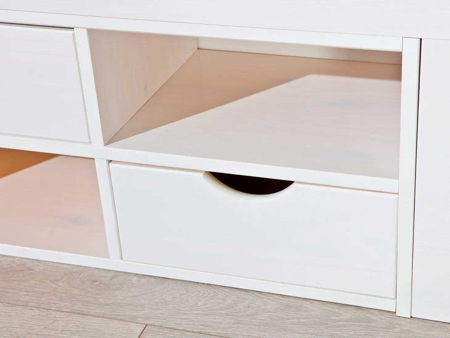 Funktionsbett TOM mit viel Stauraum