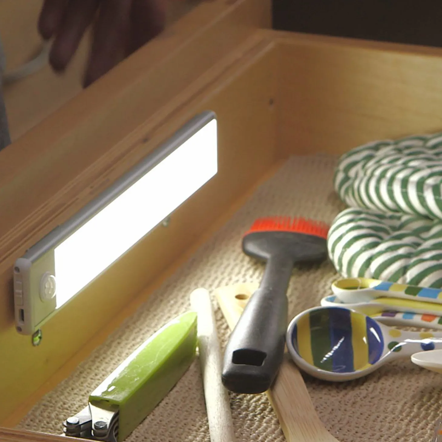 Handylux Slim Bright Power-LED-Leiste mit Bewegungssensor