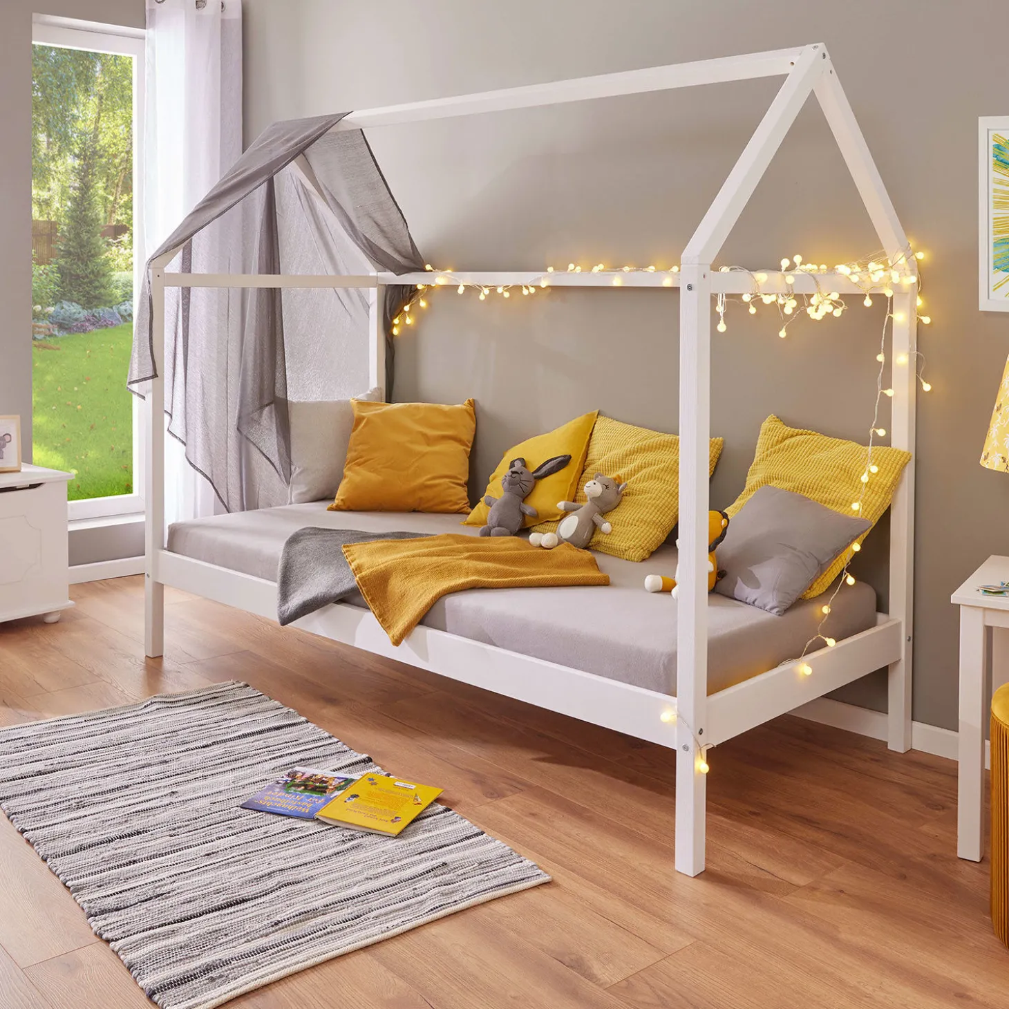 Hausbett aus massivem Kiefernholz