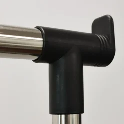 Kleiderständer mit Rollen, ausziehbar