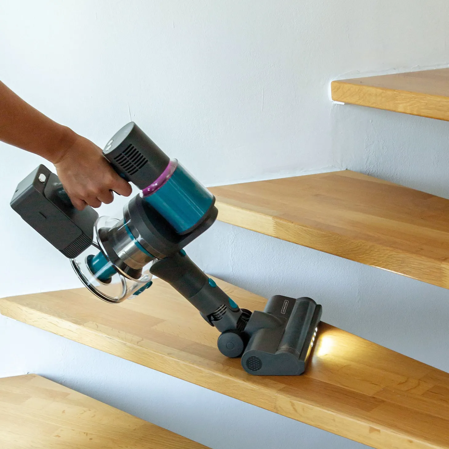 Livington Sense IQ Akkusauger mit Staubsensor