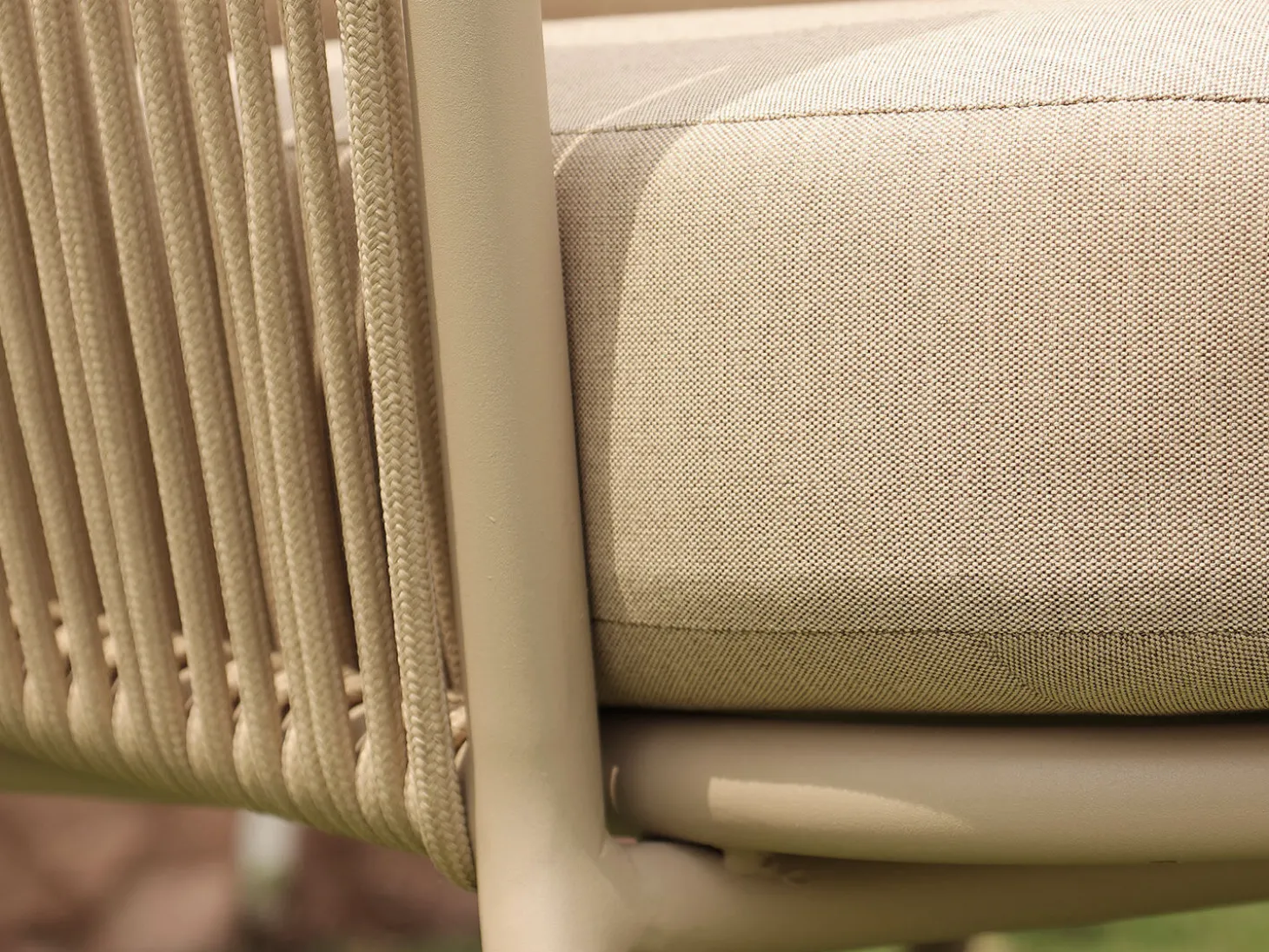 Sessel Flyer mit Quick-Dry-Schaumstoff