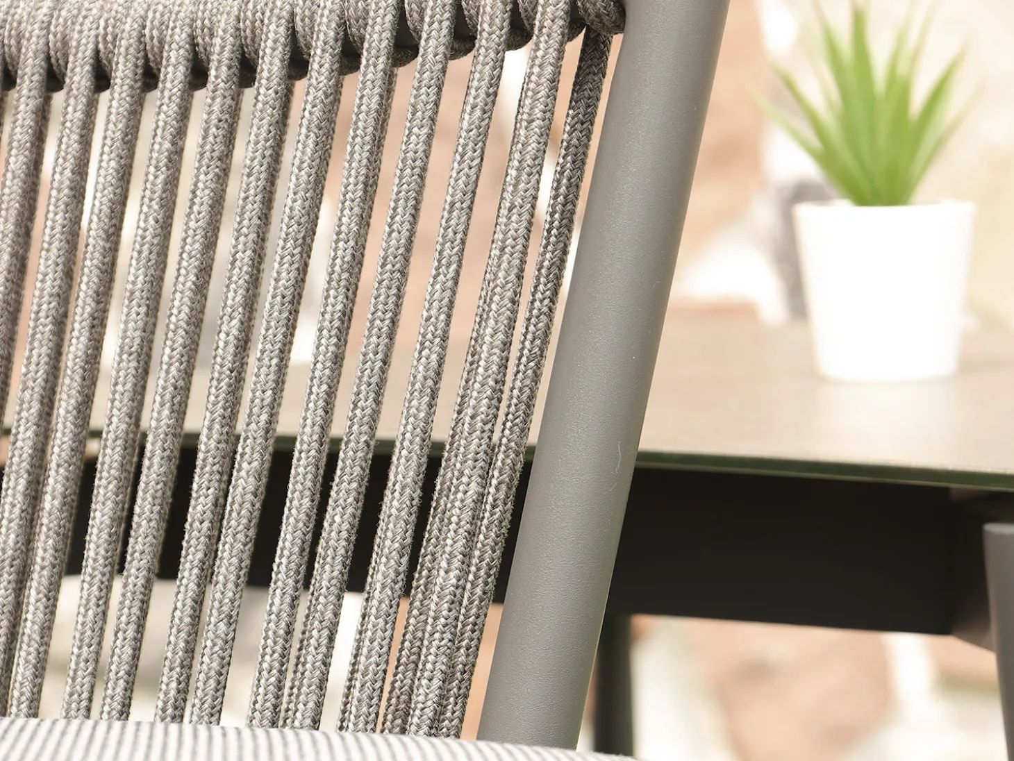 Sessel Flyer mit Quick-Dry-Schaumstoff
