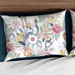 Stilvolle Bettwäsche mit Blumenmeer