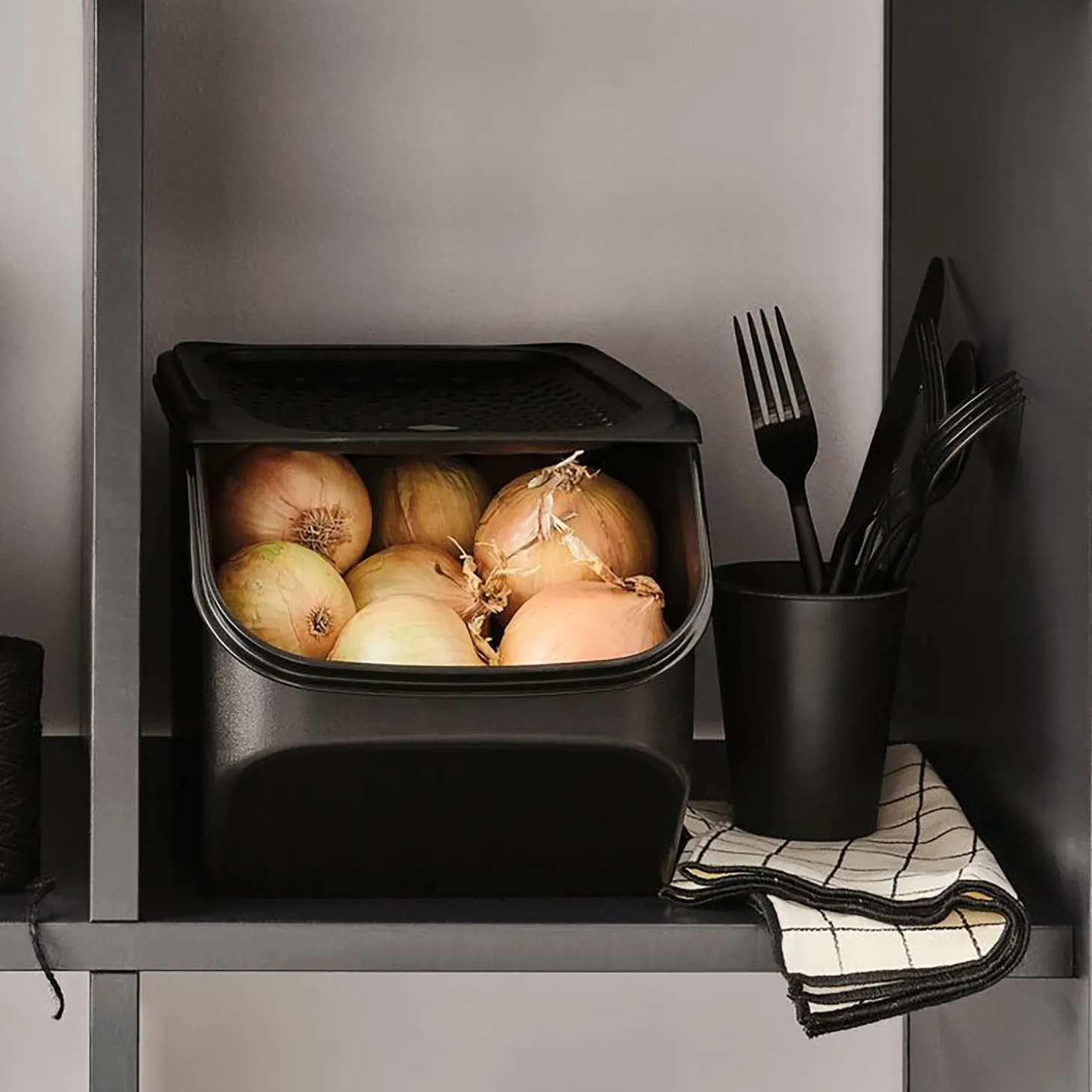 Tupperware™ OnionSmart aus der PantrySmart-Serie