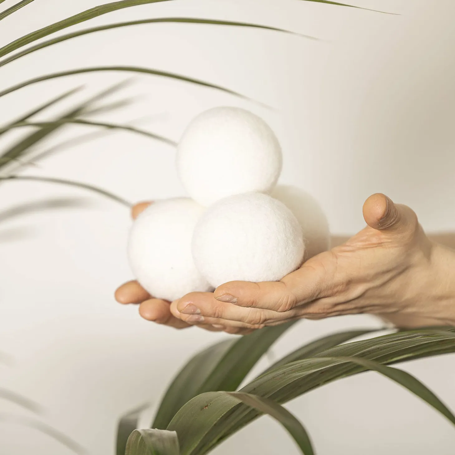 Washo Natur Tumbler Balls aus Schafschurwolle